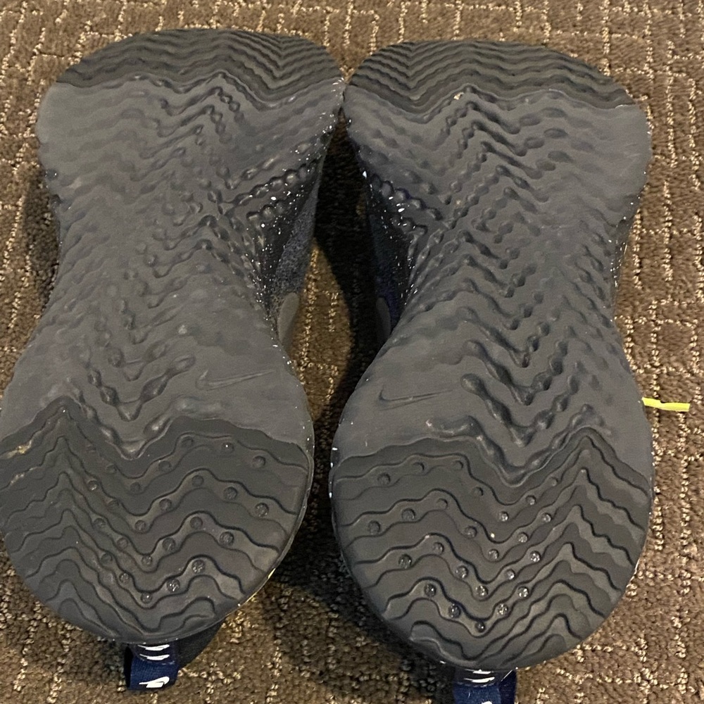 Nike Max Men’s Shoes - Picture 6 of 7